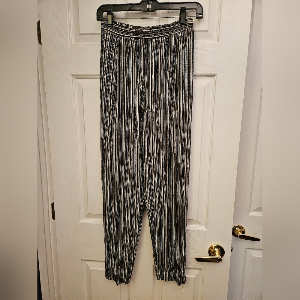 Woman's pants